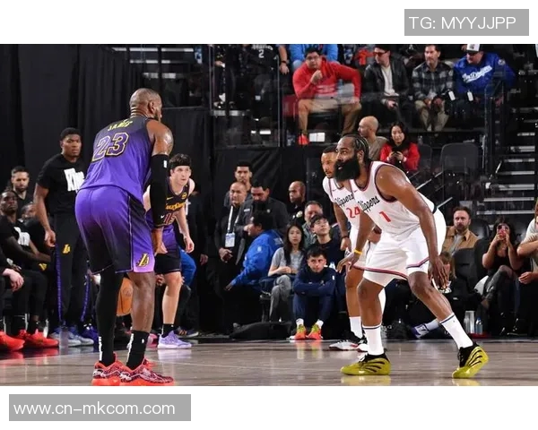 2007年湖人队与快船队激战回顾:一场洛杉矶德比的篮球盛宴
